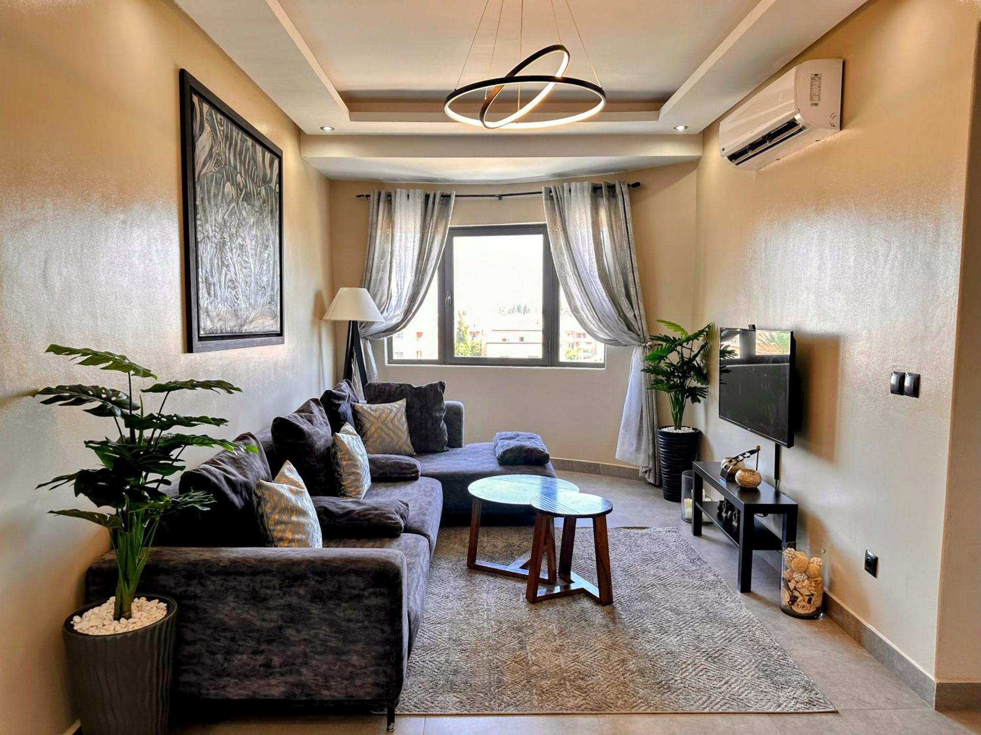 Moderne, Lumineux & Spacieux Avec Balcon -Central -Wifi-Smart Tv-Clim Marrakesch Exterior foto